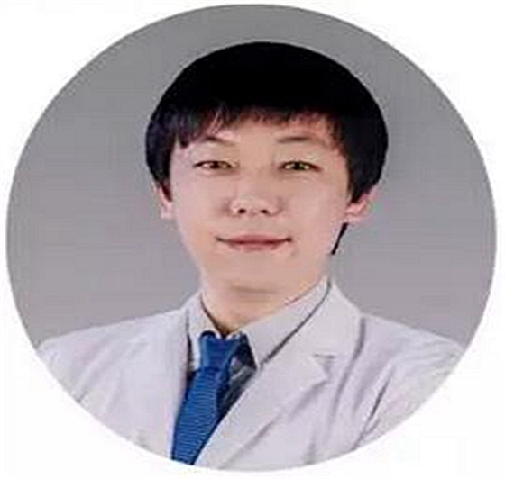 種植釘多維運用矯正高角反頜及開頜—對羅晨醫(yī)生專訪及病例展示(上)羅晨 種植釘多維運用矯正高角反頜及開頜—對羅晨醫(yī)生專訪及病例展示(上)羅晨